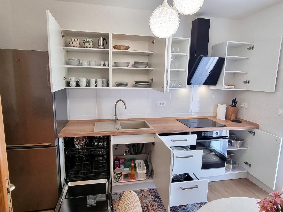 Apartments Valentina Ουμάγκ Εξωτερικό φωτογραφία