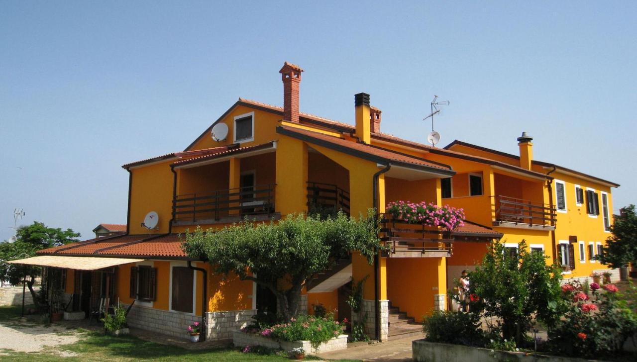 Apartments Valentina Ουμάγκ Εξωτερικό φωτογραφία